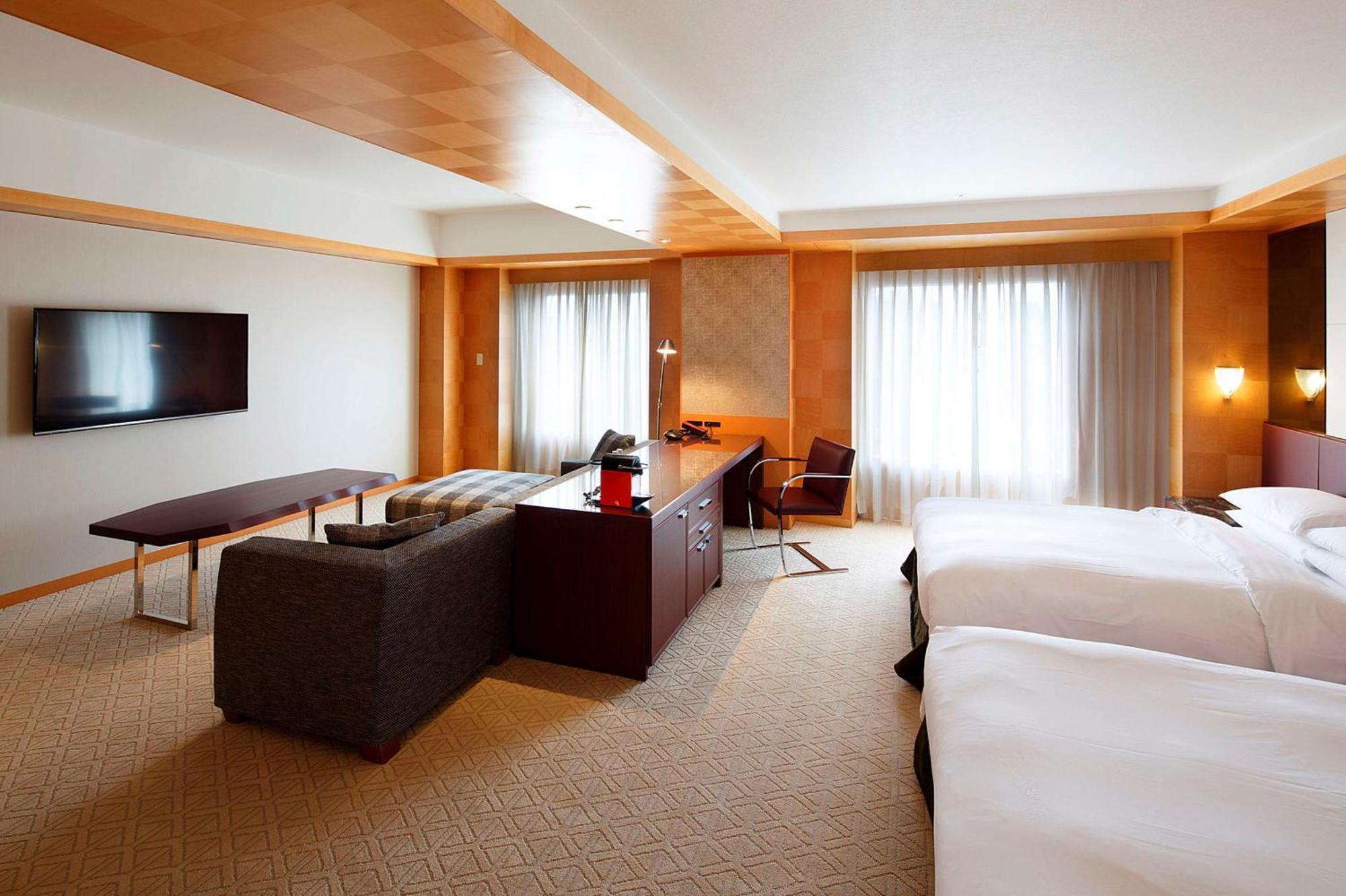 Отель Grand Hyatt Fukuoka Фукуока Экстерьер фото